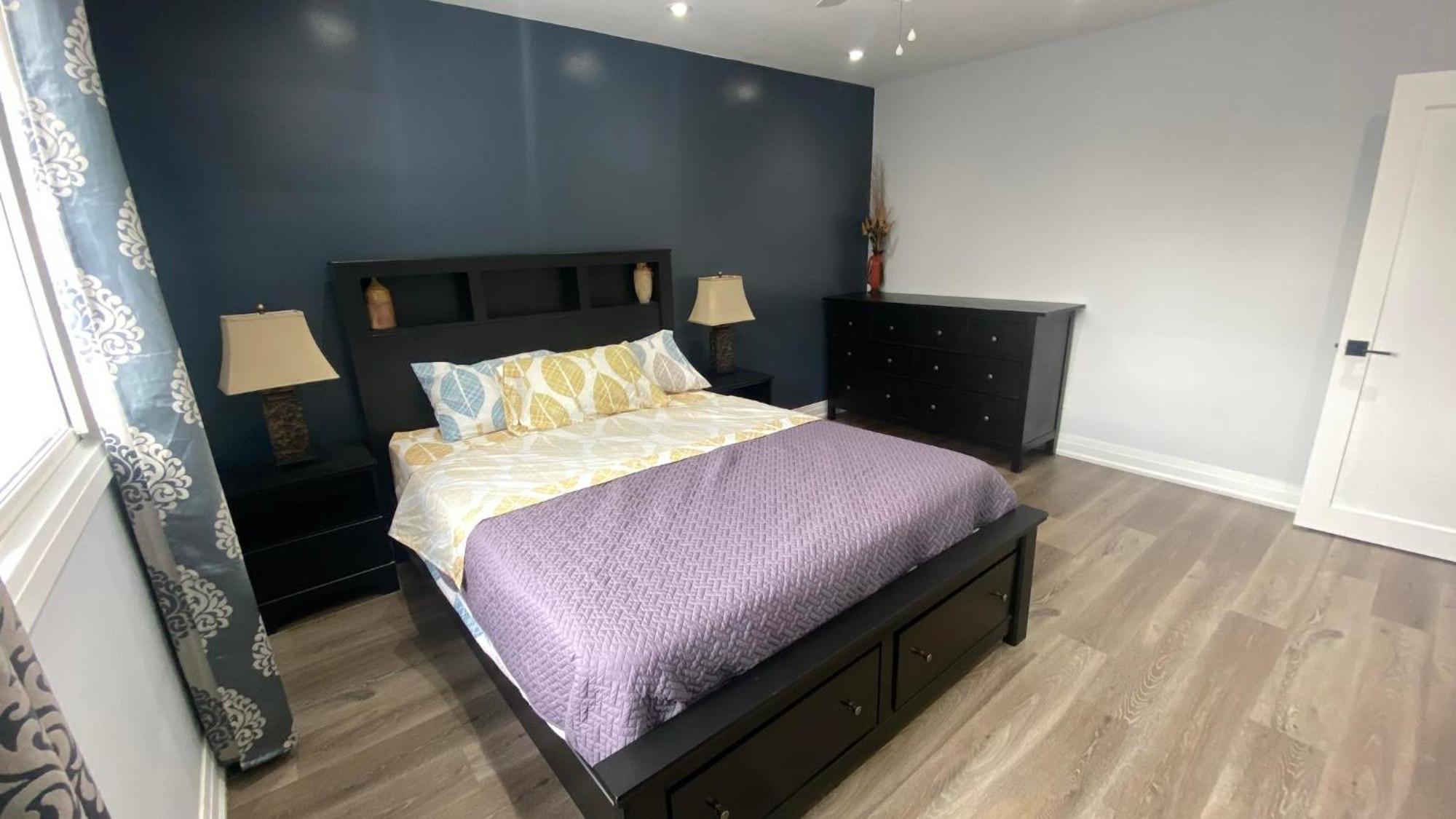 Spectacular 3 Bedroom 2 Wr House - Close To Airport Toronto Exterior foto